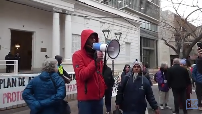 Manifestaciones en la legislatura en contra del RIGI